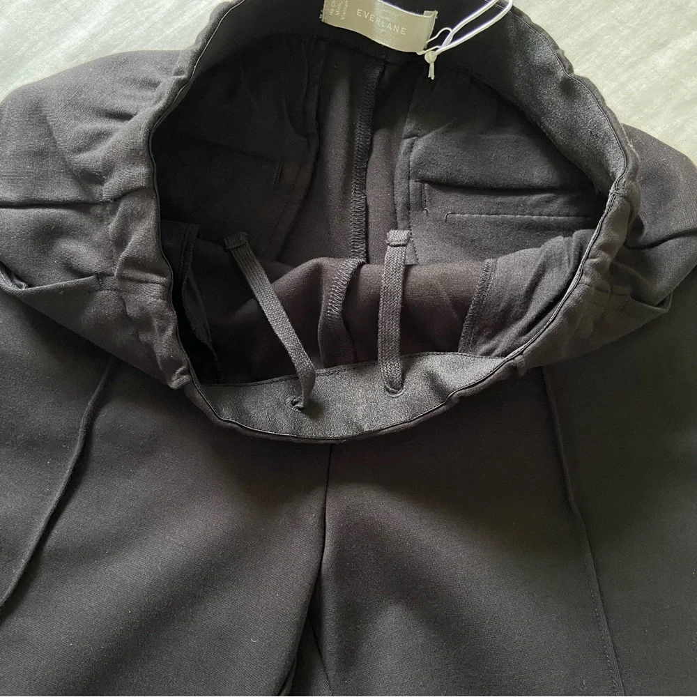 Everlane The Dream Pant - Picture 11 of 15